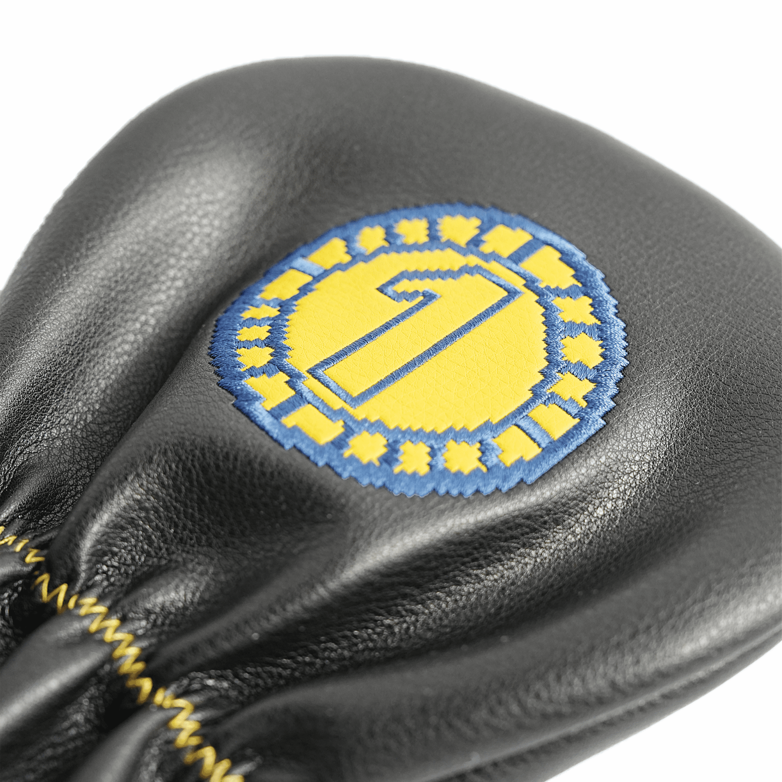 HE, product: Doll vending machine (Fig. 4)