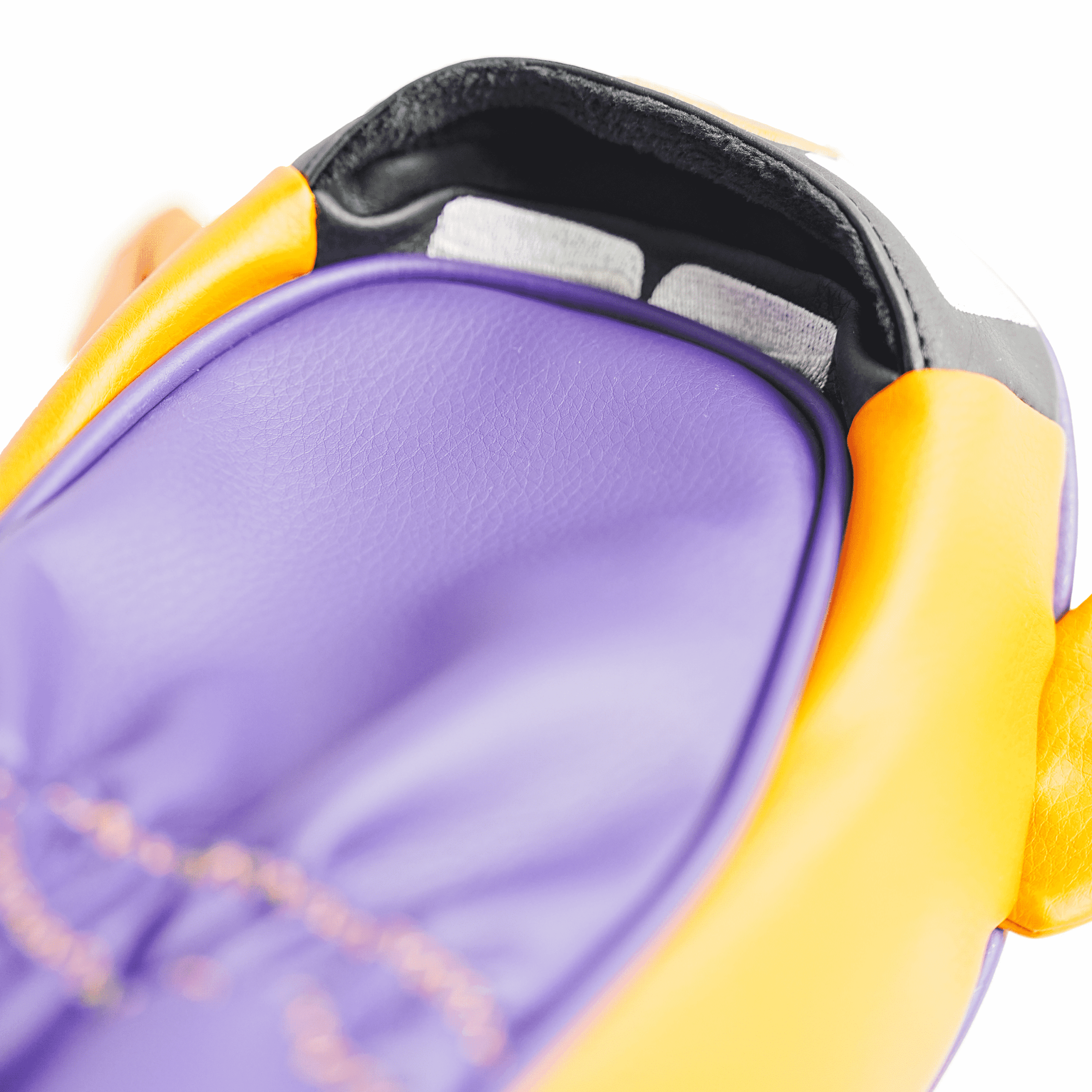 HE, product: Purple Orange Horse (Fig. 3)